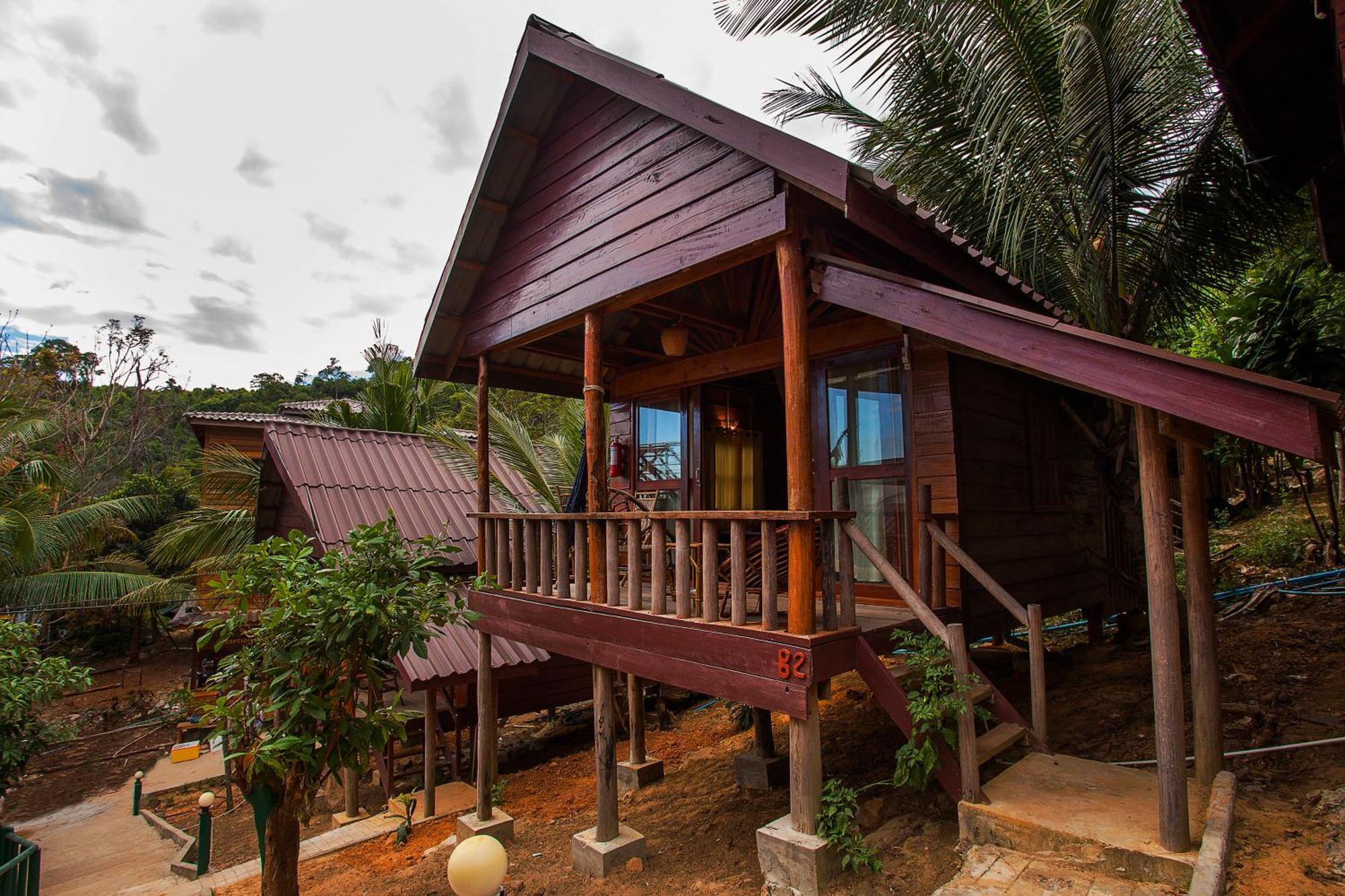 Happy Elephant Bungalows Kaoh Touch Exterior photo